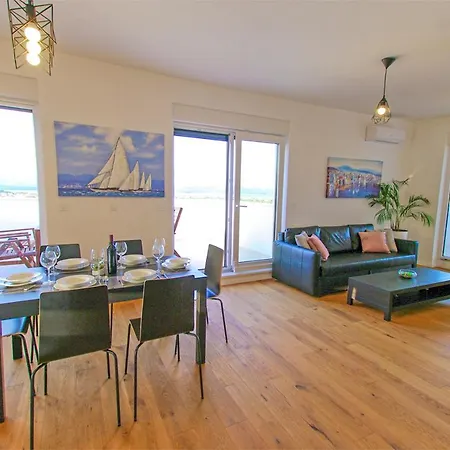 Apartment Superb Penthouse In