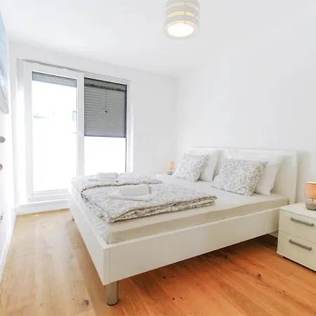 Apartment Superb Penthouse In Murter